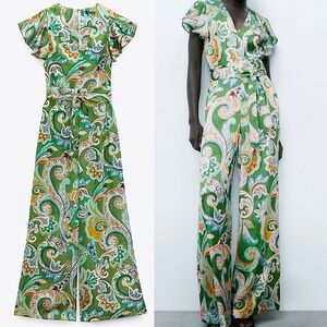💚Zara Green Multicolored Paisley Satin Jumpsuit☆